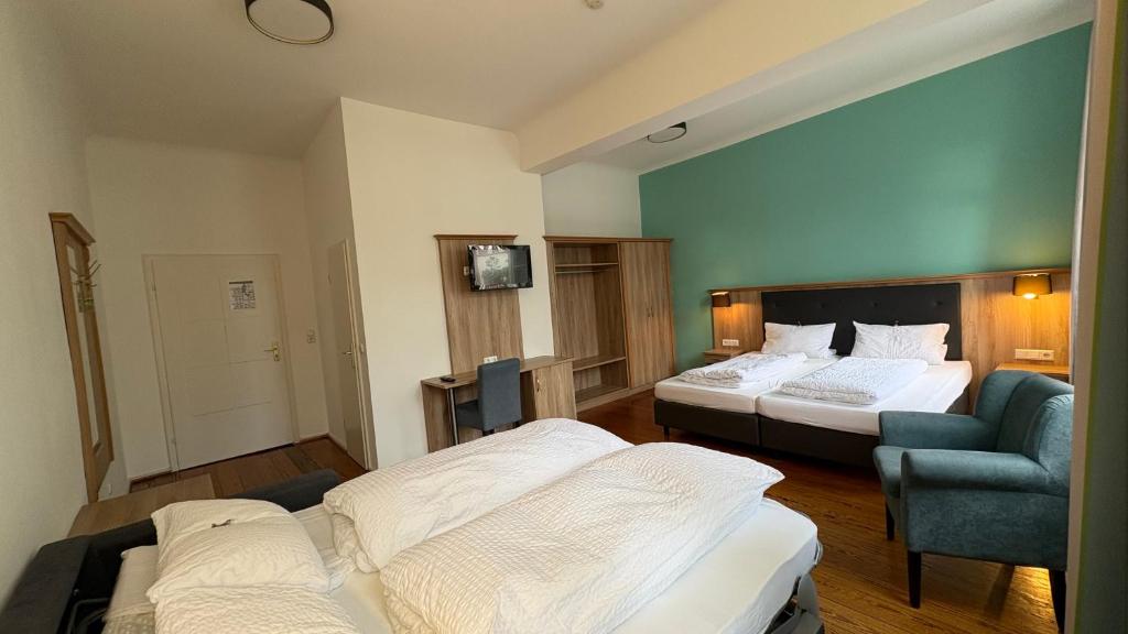 Hotel Am Kornmarkt - Resim 12