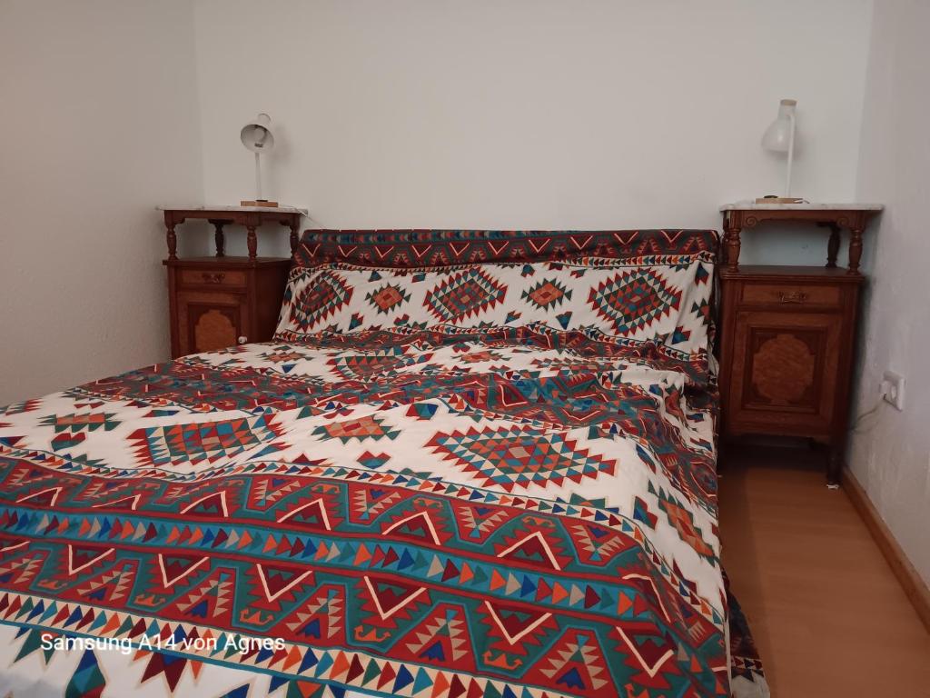 Postel nebo postele na pokoji v ubytování Kinderfreundliche Wohnung