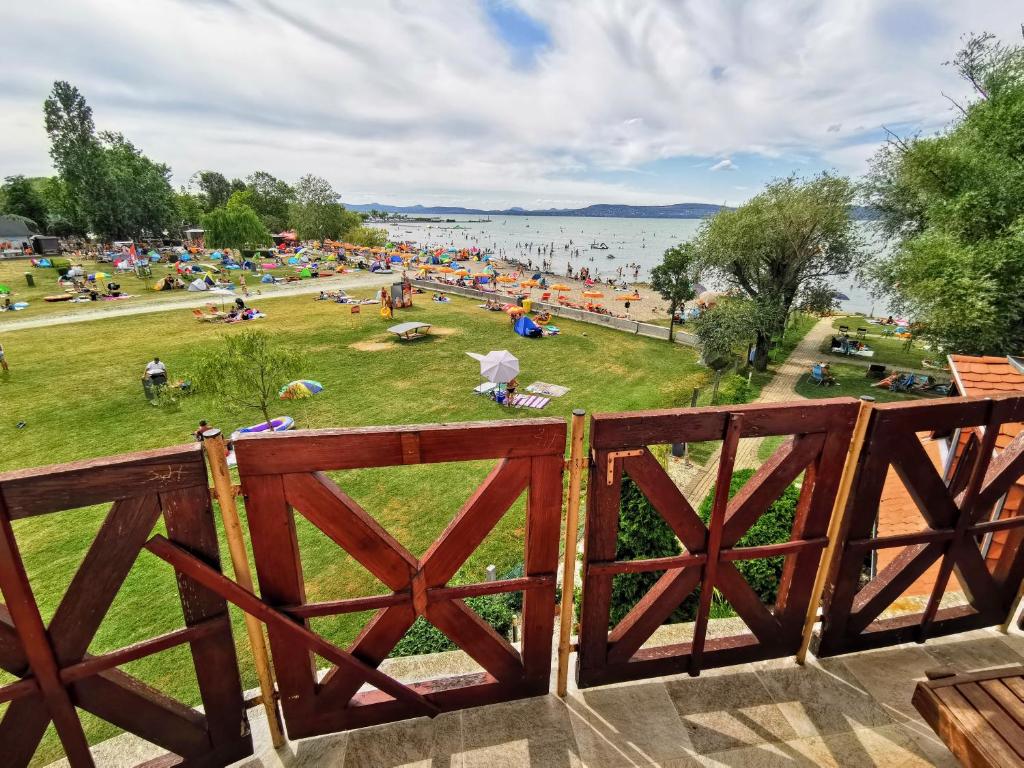 a view of a park with people on the grass at Napospart 33 in Balatonlelle