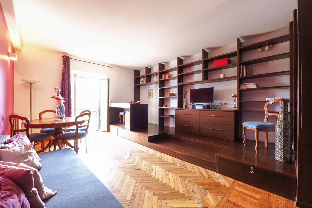 Metro Blu Tricolore - Concordia Apartment