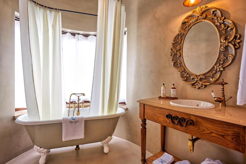 Silver Coast Beach Residence - 14