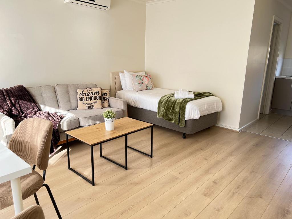 Geelong Serviced Apartments by Short & Long Stays - 