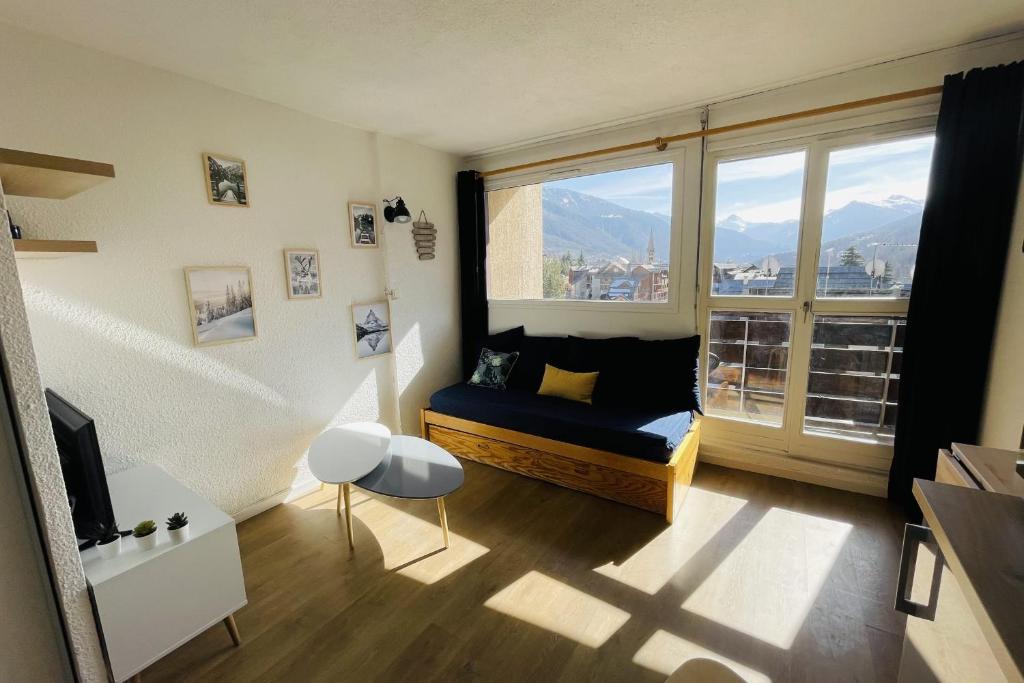 Posezení v ubytování Studio with balcony near the slopes Chantemerle