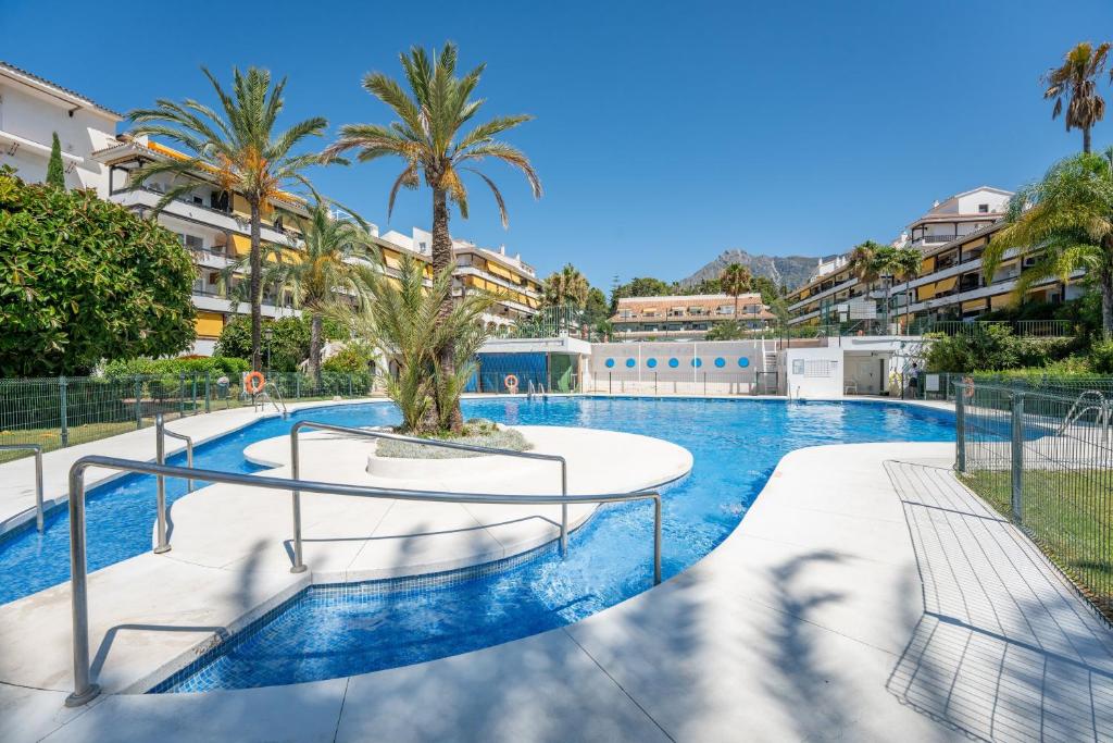 Bazén v ubytování Apartamento La Carolina nebo v jeho okolí