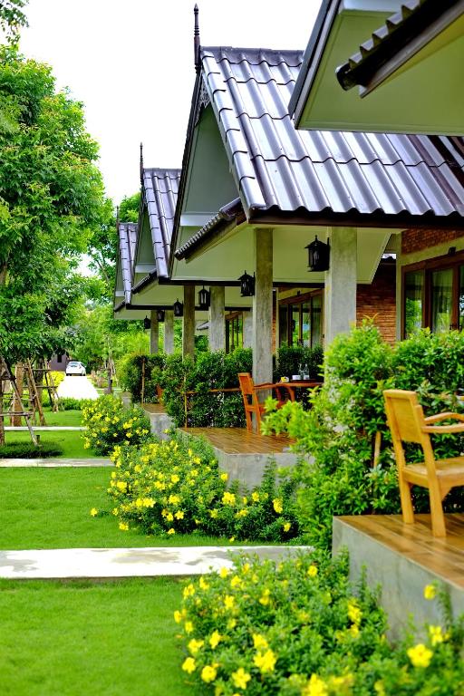 Sawasdee Sukhothai Resort - 17