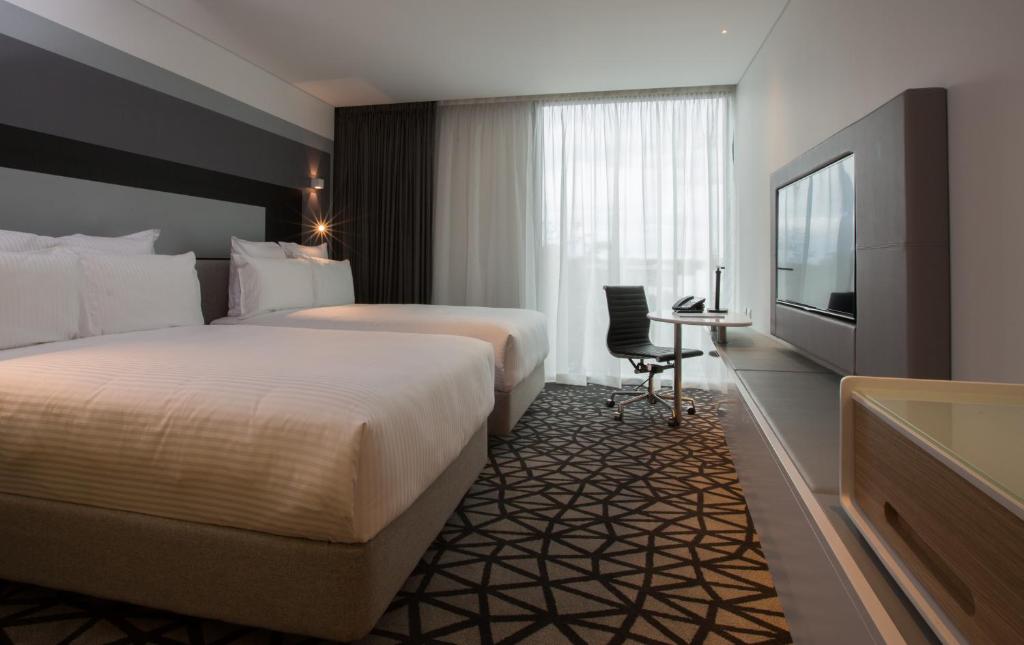 Pullman Sydney Airport - Superior Double Room With Two Double Beds
