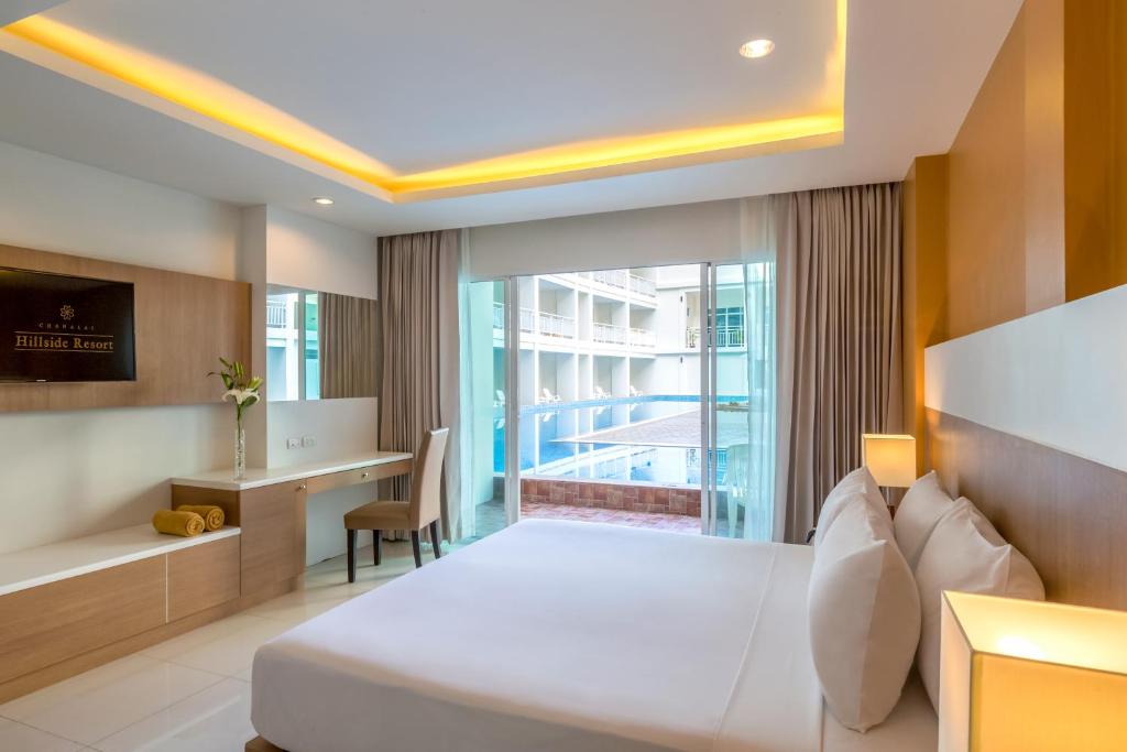 Chanalai Hillside Resort, Karon Beach - 11