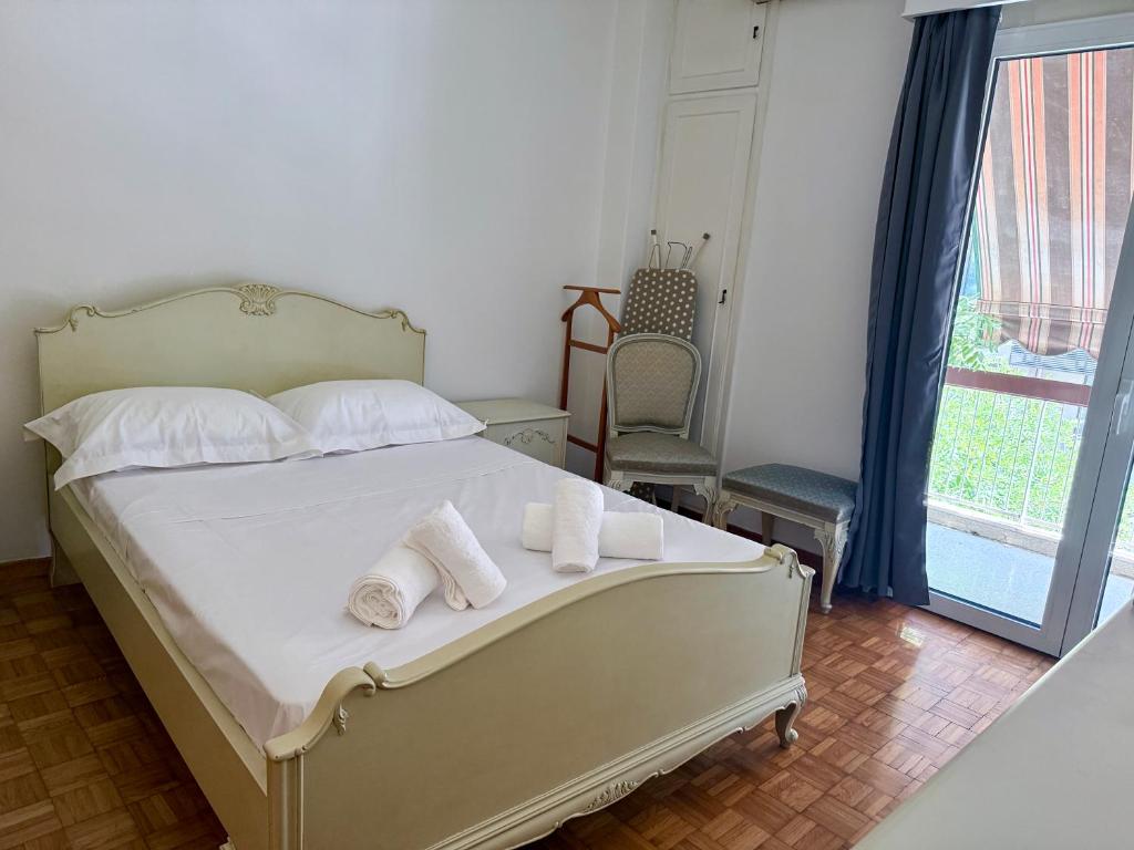 Neos Kosmos Family Apartment