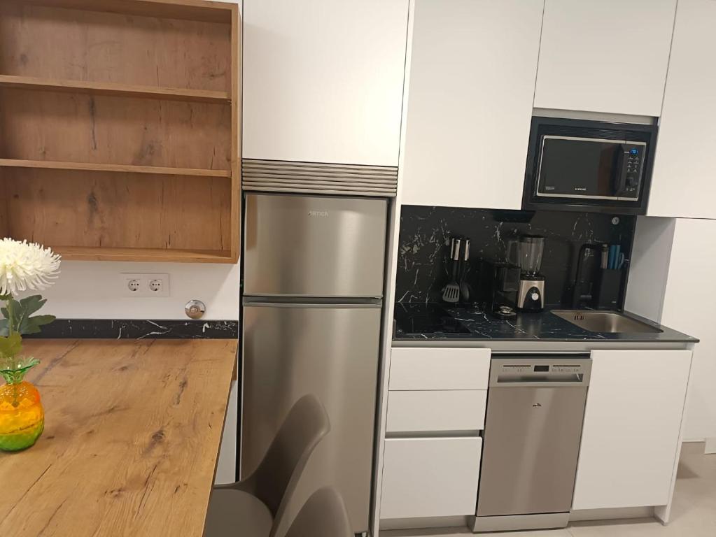 Huelin Edificio Apartamentos - Resim 14