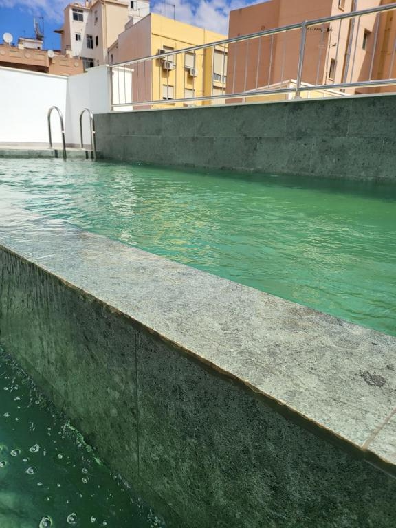 Huelin Edificio Apartamentos - Resim 3