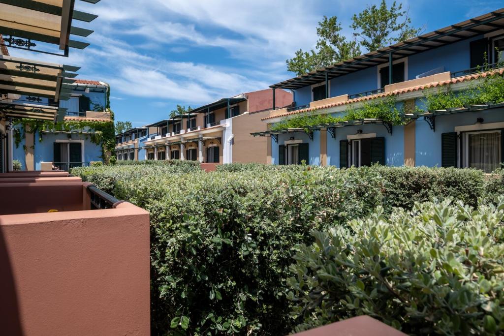 Mediterranean Beach Resort - 14