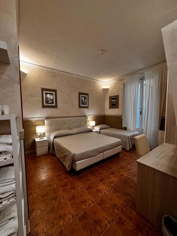 Hotel Alinari - Resim 6