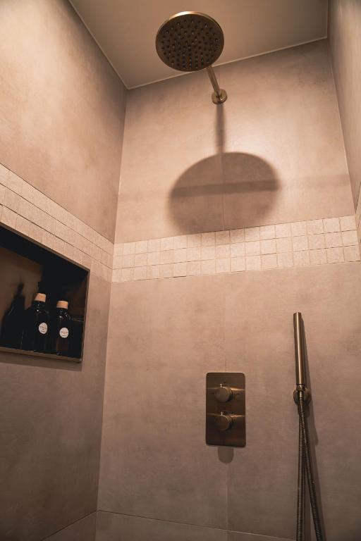 Japandi Lofts - 2 Bedrooms at old city of Antwerp - Resim 14