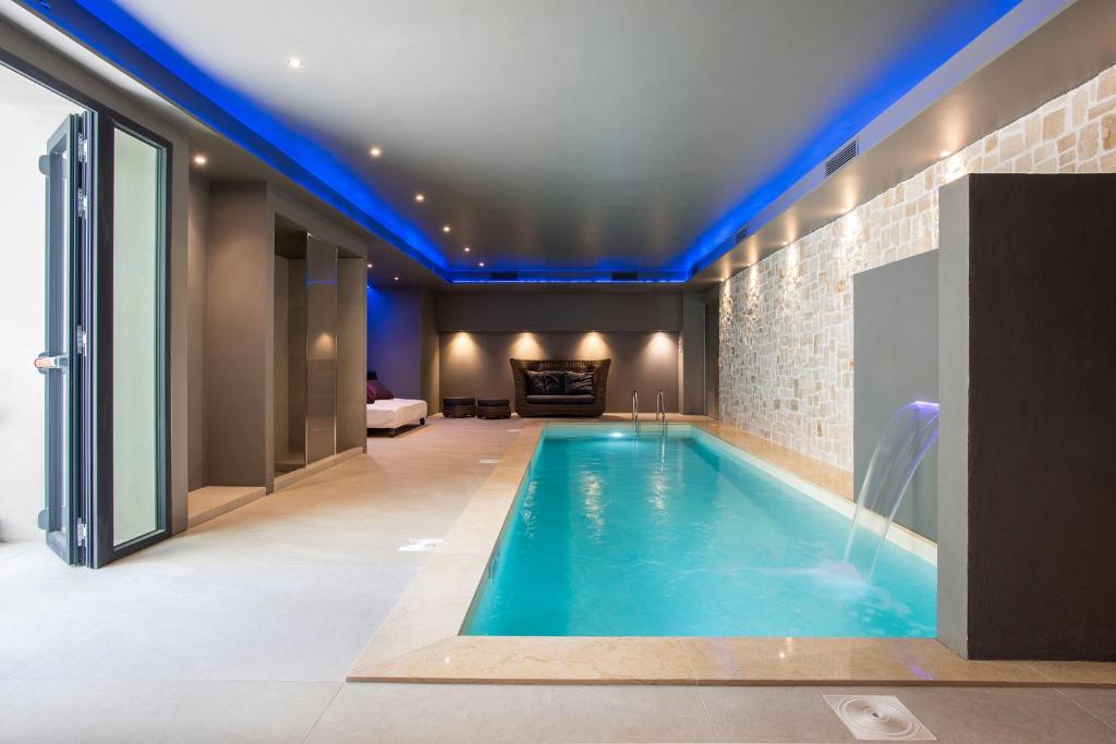 Fortyfive Squared Hotel - Resim 22