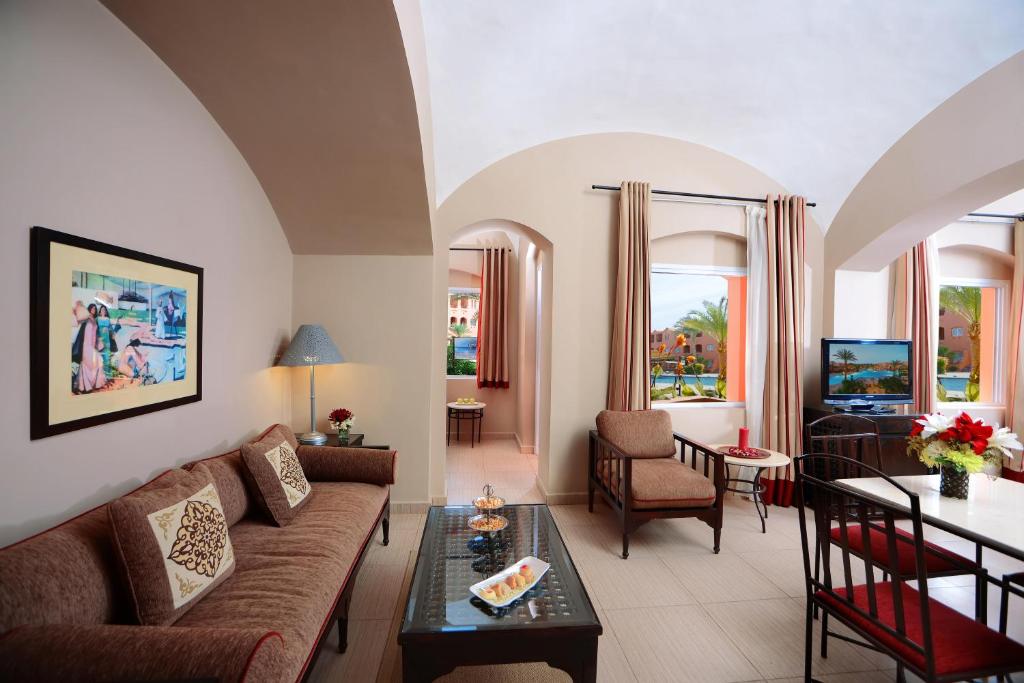 JAZ Makadi Oasis Resort - 16