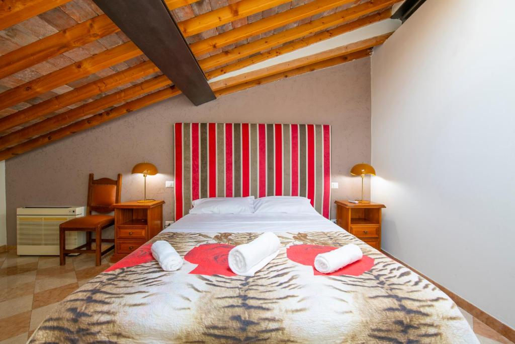 Arena Suite Mazzini Luxury Apartament - Resim 32