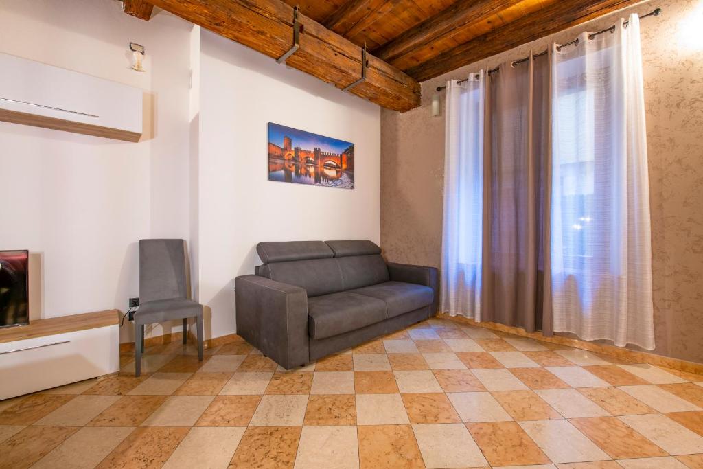 Arena Suite Mazzini Luxury Apartament - Resim 18