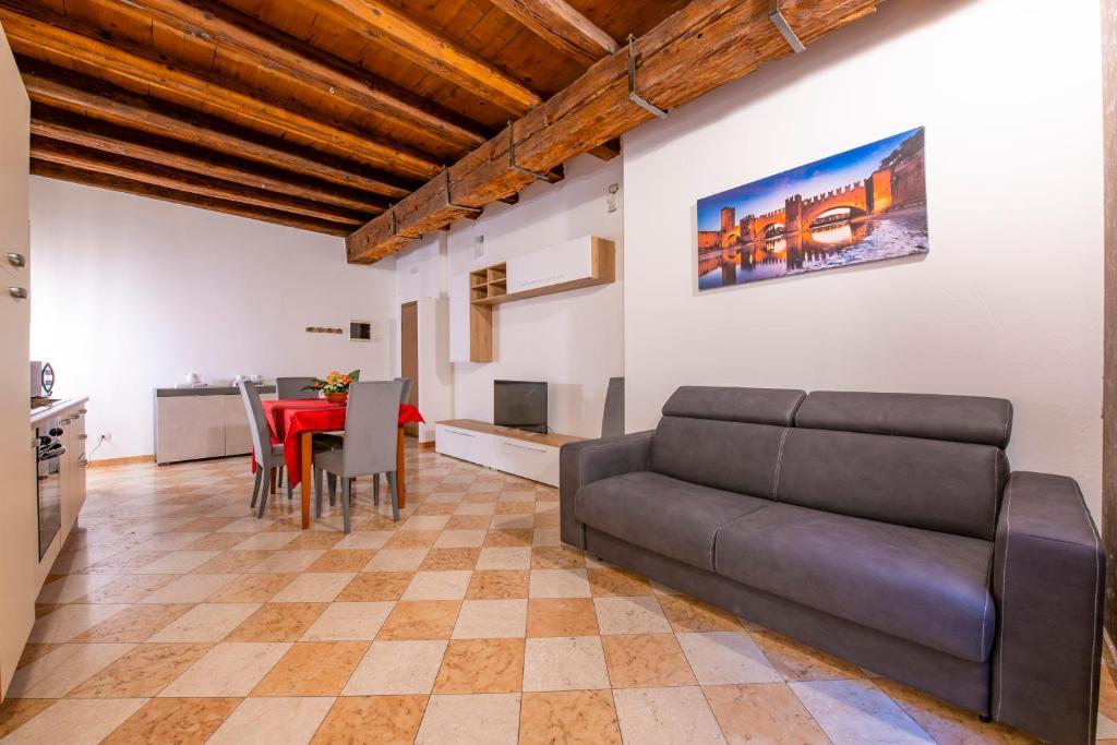 Arena Suite Mazzini Luxury Apartament - Resim 19