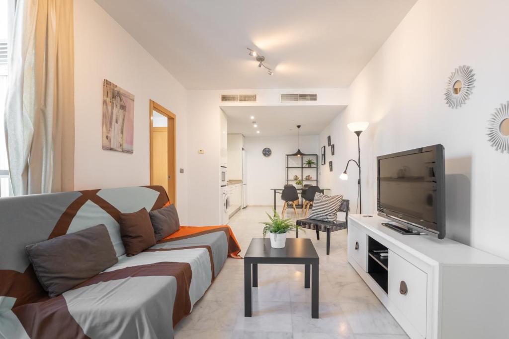 Arrayan Central Suite by Valcambre