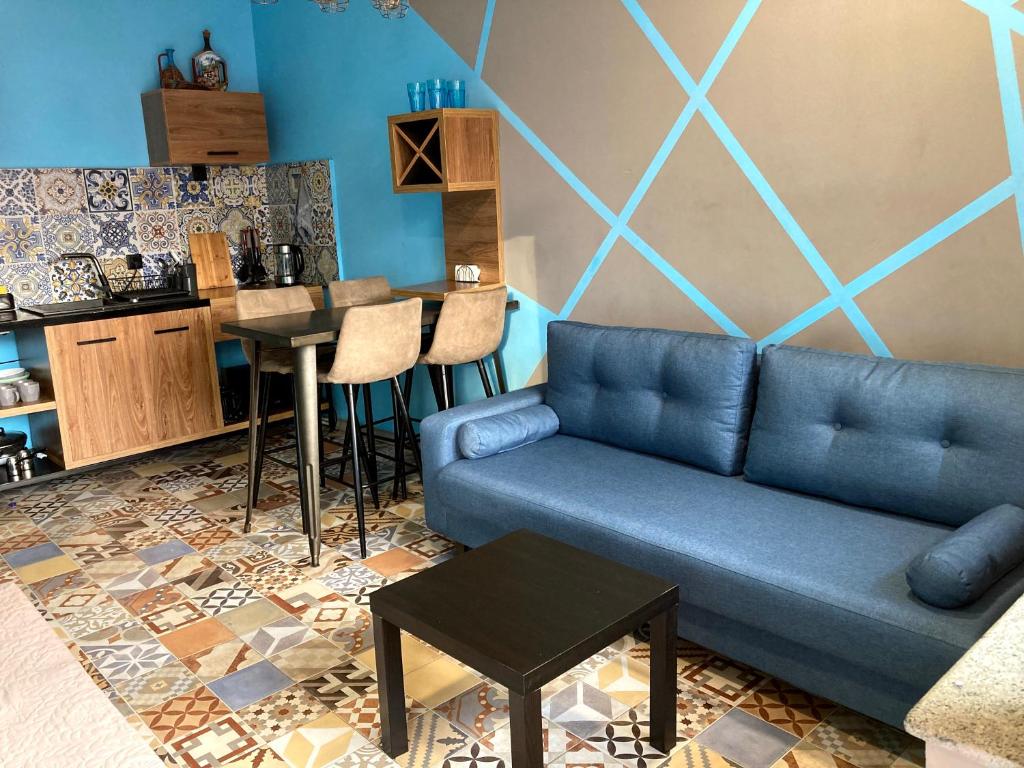 امکانات Barney's apartment - تصویر ۴