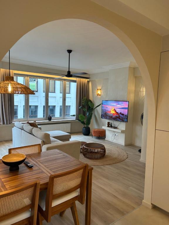 Japandi Lofts - 2 Bedrooms at old city of Antwerp - Resim 24