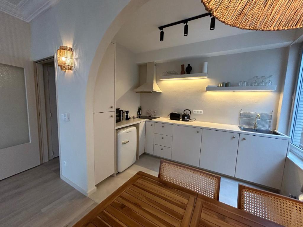 Japandi Lofts - 2 Bedrooms at old city of Antwerp - Resim 22