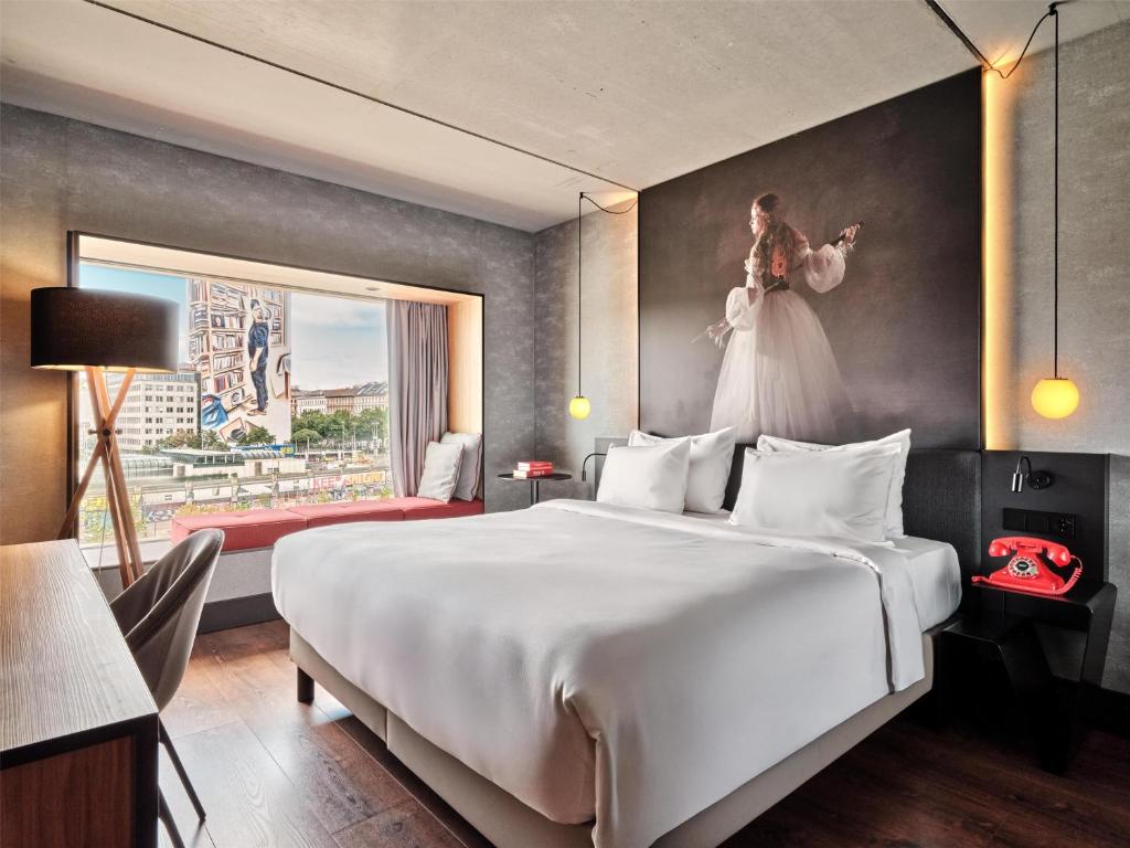 
Standard Room - River View
