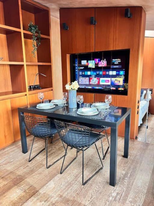 Appartamento di design a Brera AC, Wi-Fi e lusso