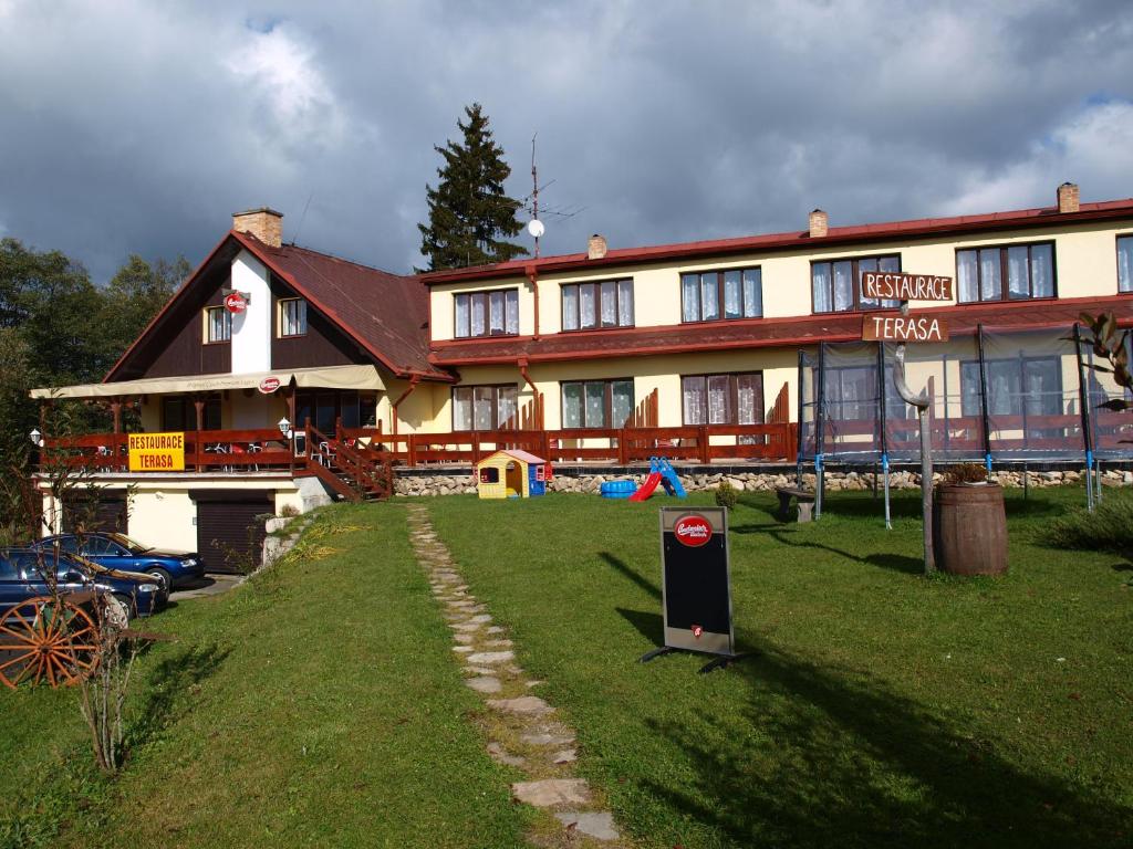 Zahrada ubytování Penzion u Kukačků