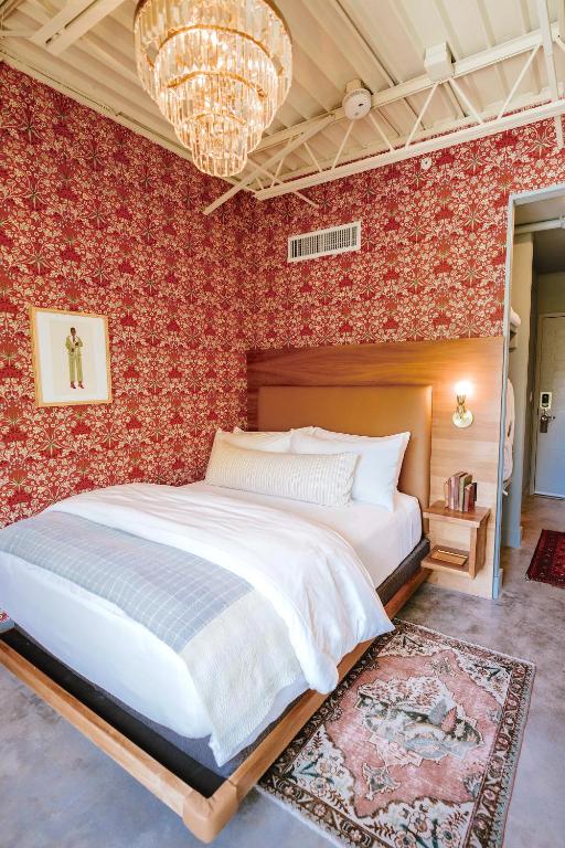 The Frances Modern Inn photo 4