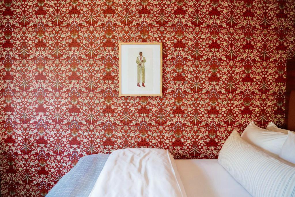 The Frances Modern Inn photo 5