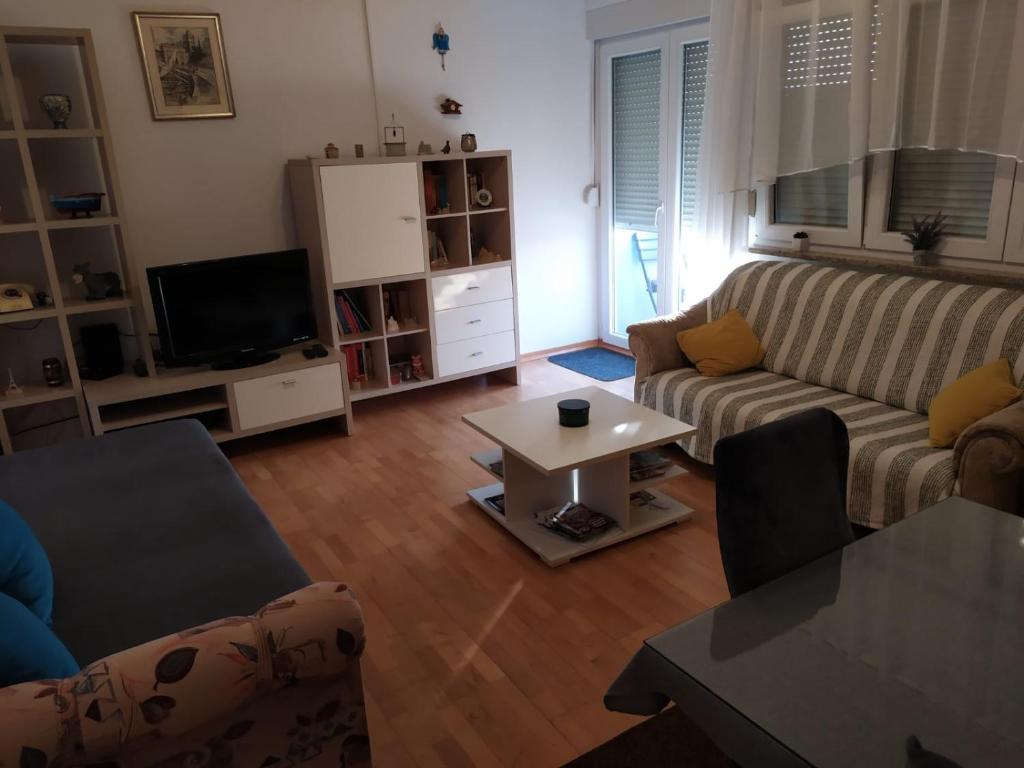 Apartment Marina
