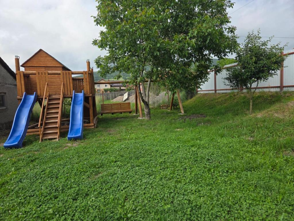 Κήπος έξω από το Casa MEA- MEA Haz