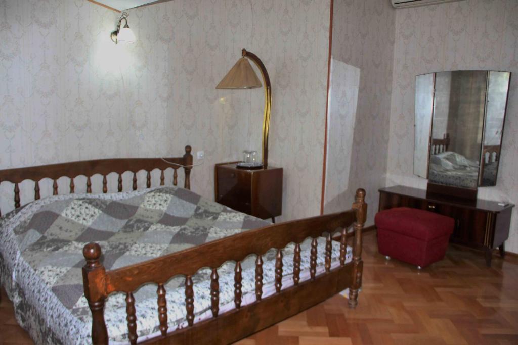 Postel nebo postele na pokoji v ubytování Hotel Queen