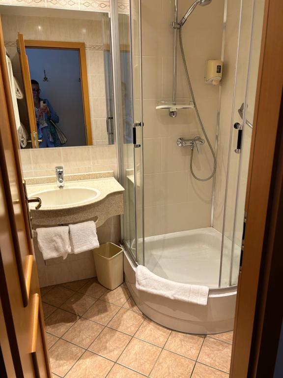 Gästezimmer im Trenner - Double Room With Private Bathroom