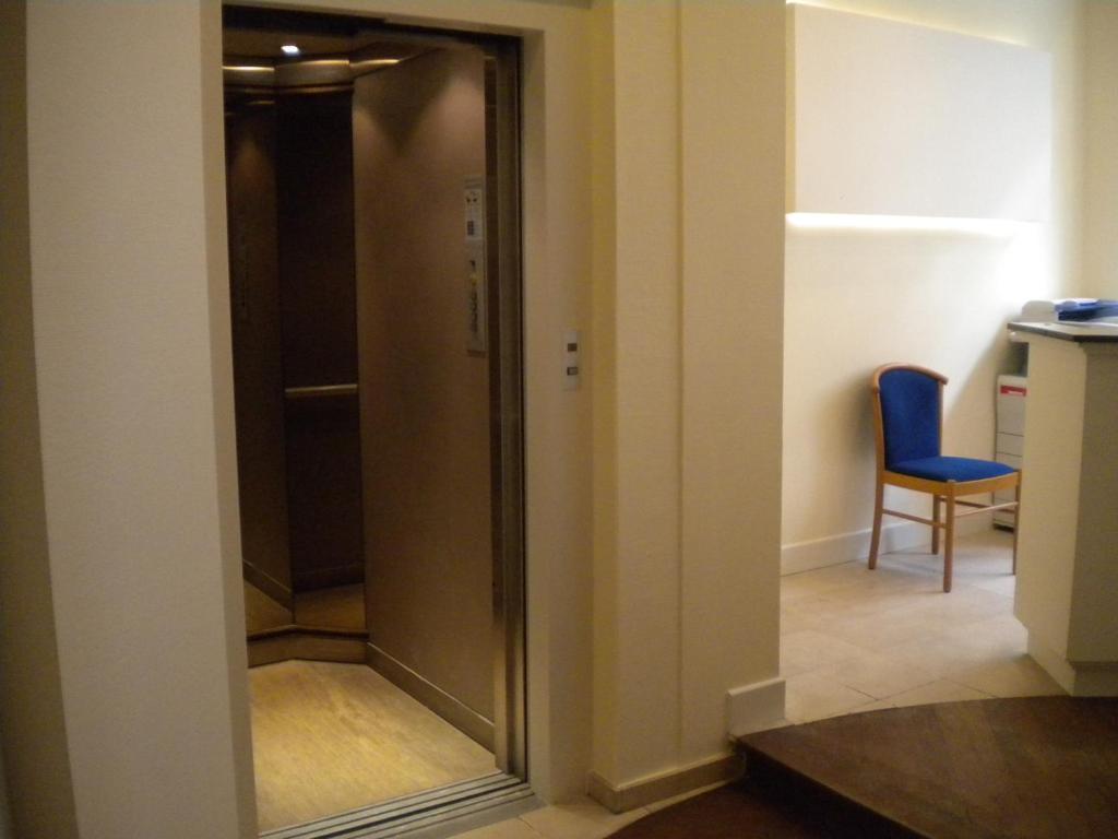 Hotel Queen Mary - Resim 42