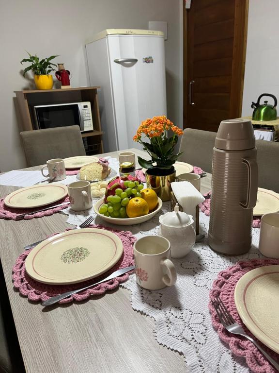 Kuchyň nebo kuchyňský kout v ubytování Casa do Coquinho em São Martinho