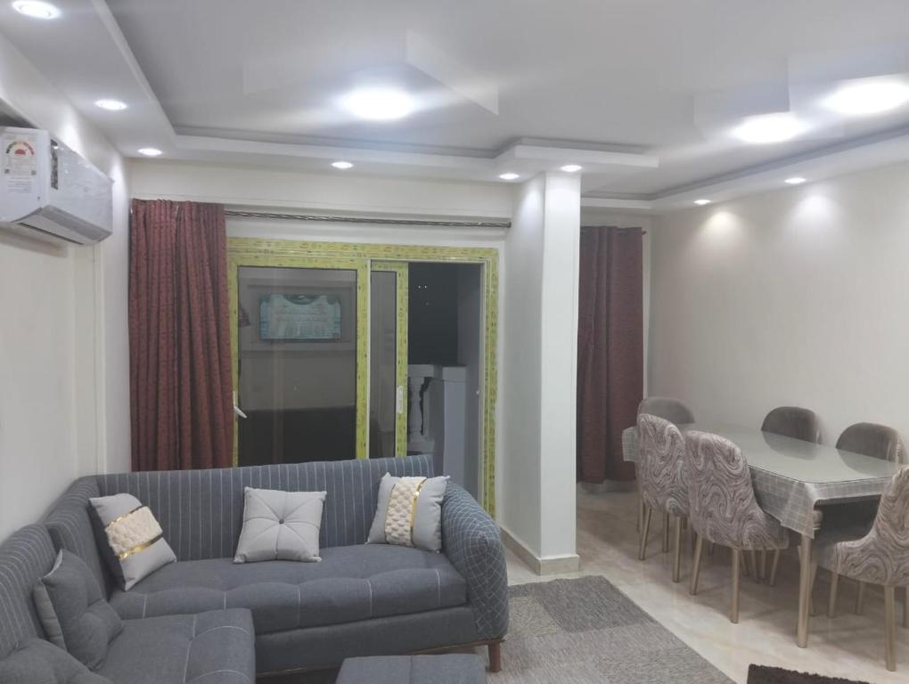 Imagem da galeria de شقق الفندقية ميامي يخالد بن الوليد وسيدي بشر محمد نجيب واسكندر ابراهيم em Alexandria