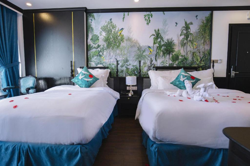 The ORCHID PREMIUM Hotel - 1