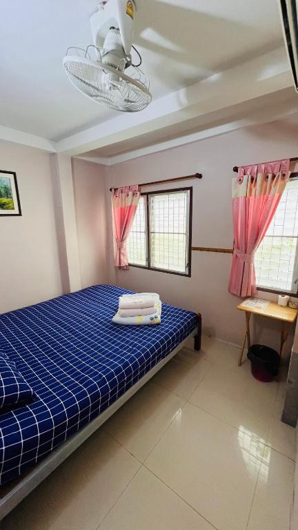 Honey Place Guesthouse - Habitación Estándar Con Cama Queen