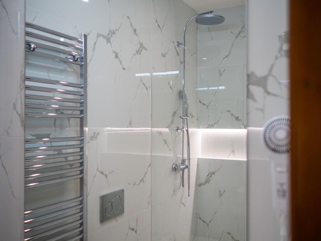 Hotel 16 & Apartments Prague City Living - Resim 12