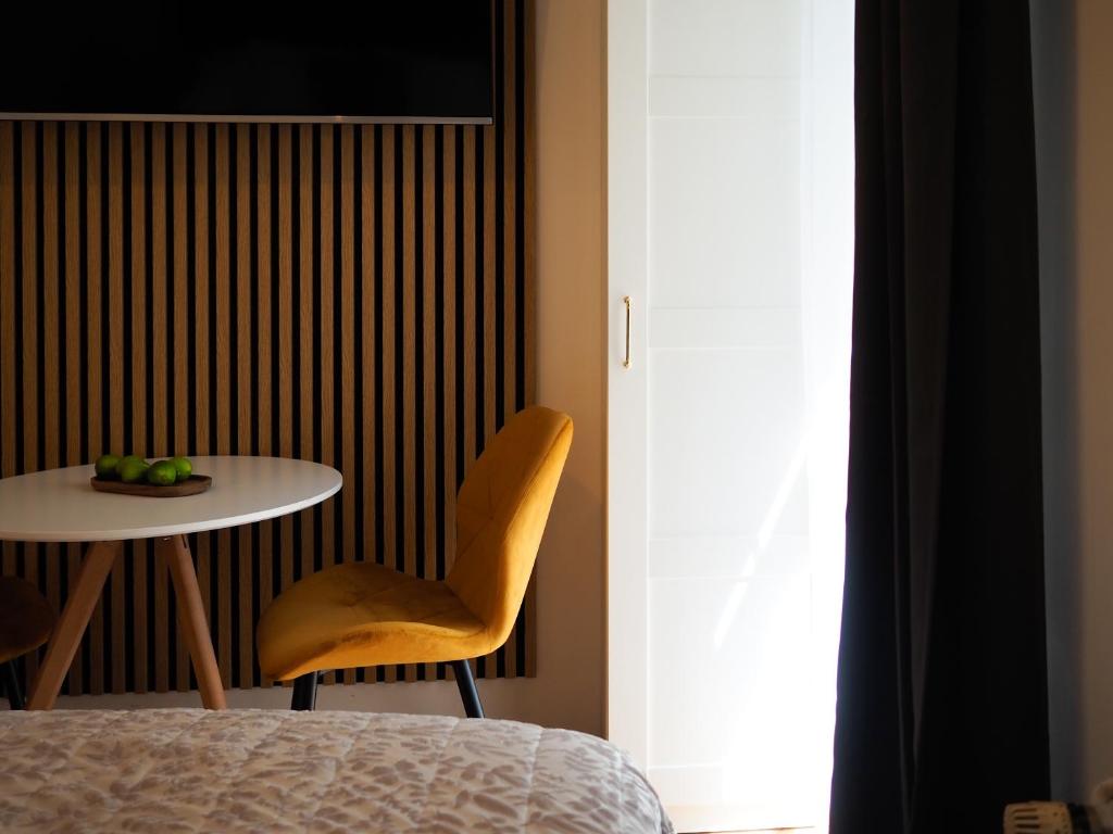 Hotel 16 & Apartments Prague City Living - Resim 27