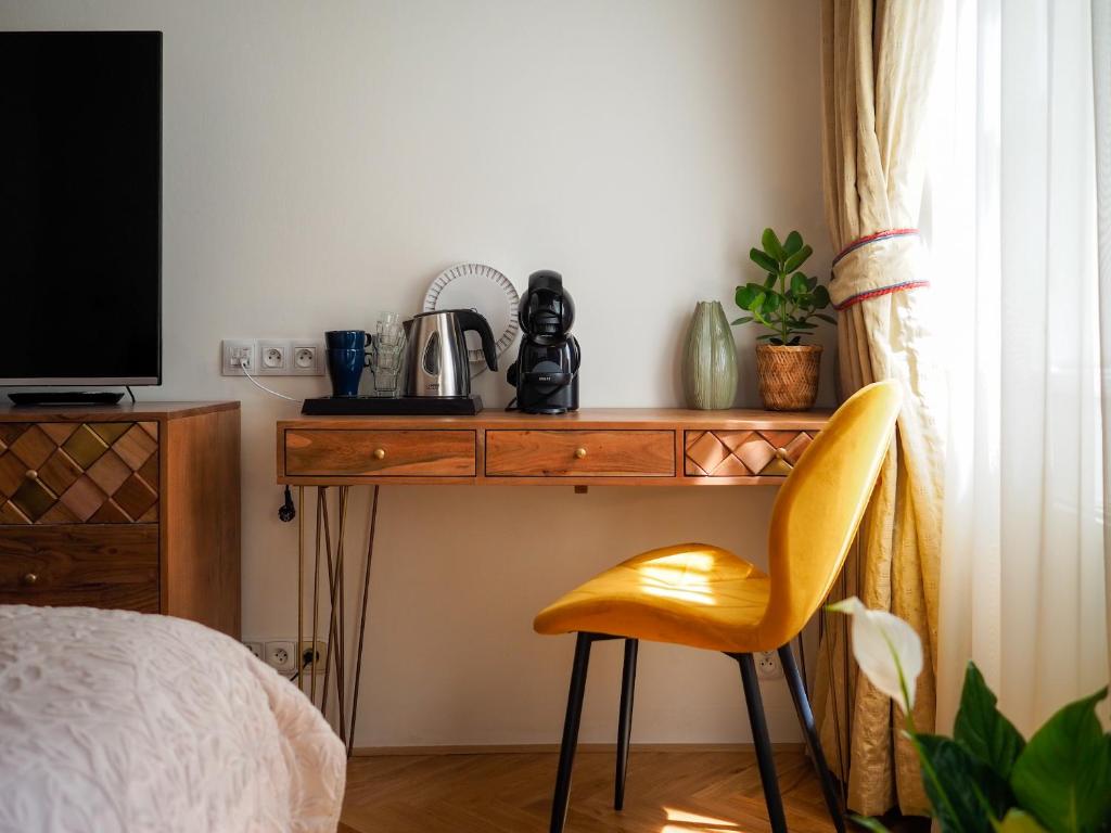 Hotel 16 & Apartments Prague City Living - Resim 7