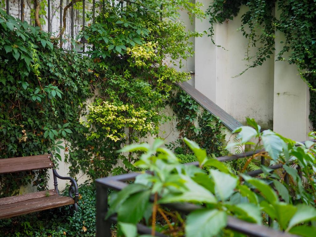 Hotel 16 & Apartments Prague City Living - Resim 17