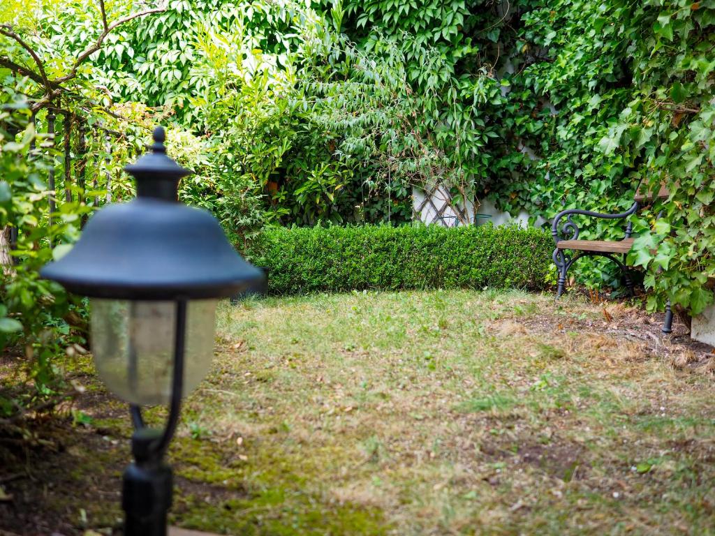 Hotel 16 & Apartments Prague City Living - Resim 45