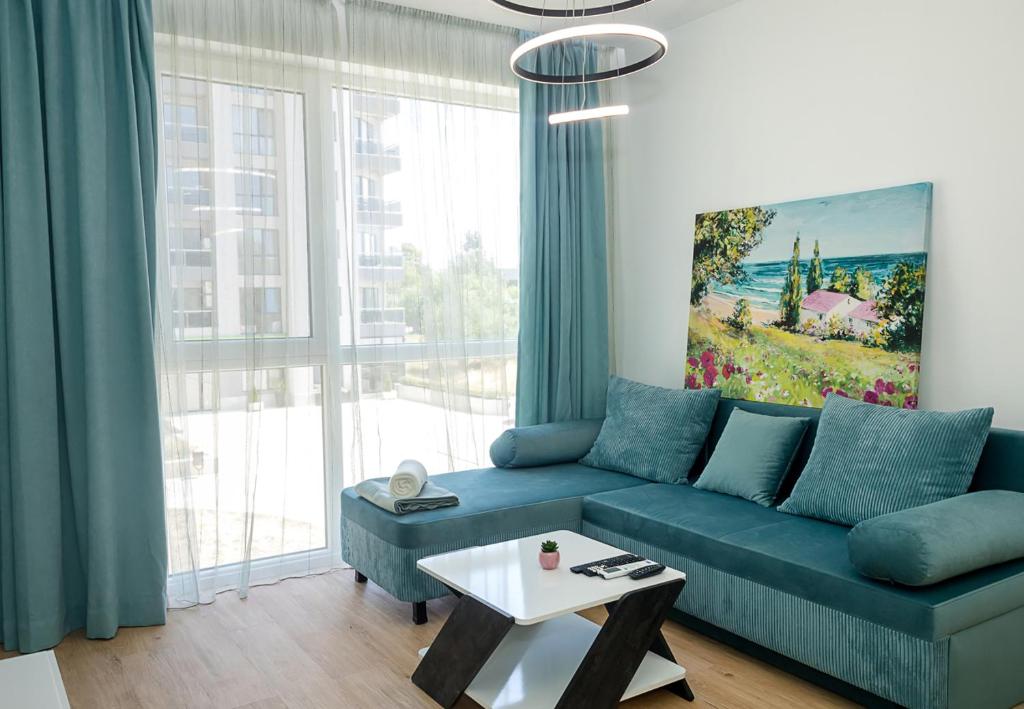 Chic 1BR Flat & Garage I Garden Residence, Varna by Flat Mаnаger