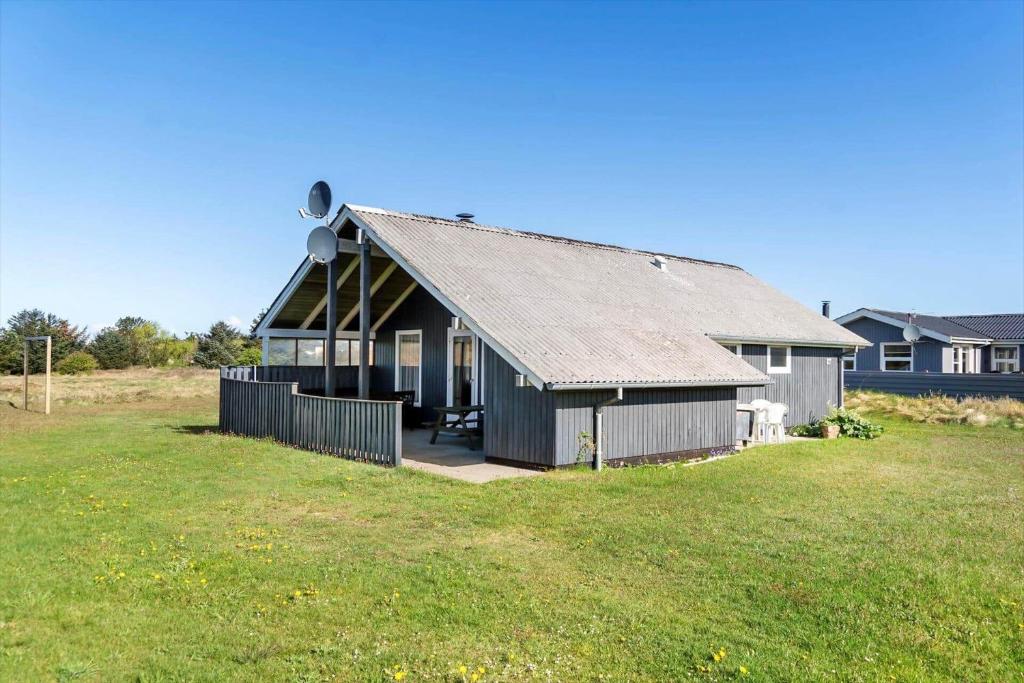 Bygningen som feriehuset ligger i