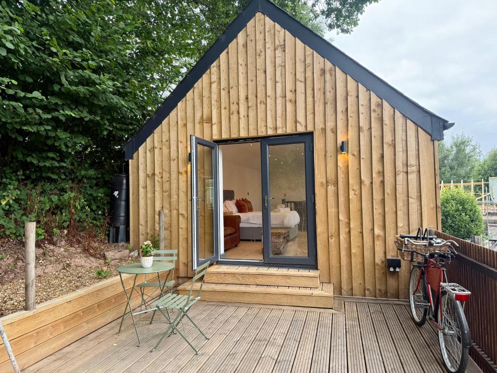 Budova, kde se prázdninový dům nachází