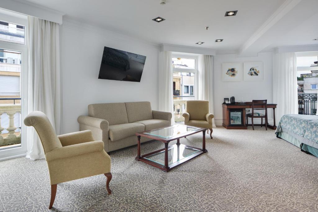 Hotel de Londres y de Inglaterra - Resim 9