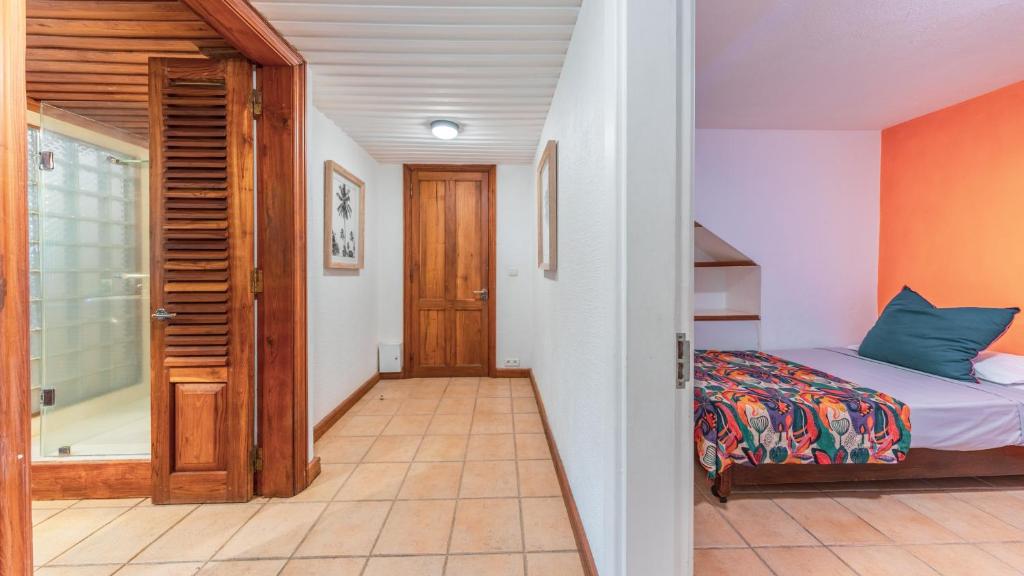 Shanti Ghar Guest House - 8